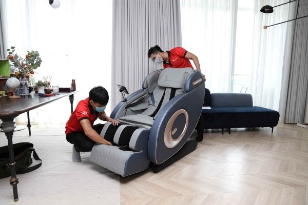 Ghế massage Elipsport được vận chuyển và lắp đặt miễn phí tận nhà trong vòng 24h