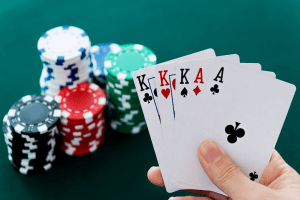 Hướng dẫn chơi Poker dễ thắng tại AE3888 cực chi tiết