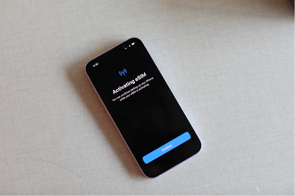 iPhone 14 được Apple cung cấp eSIM - loại sim đang được phổ biến hiện nay